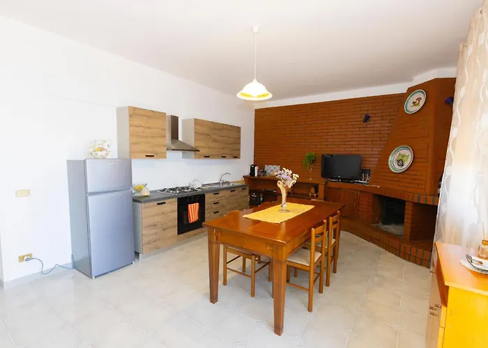 La Casa Di Nonna * 拉默齐亚泰尔默